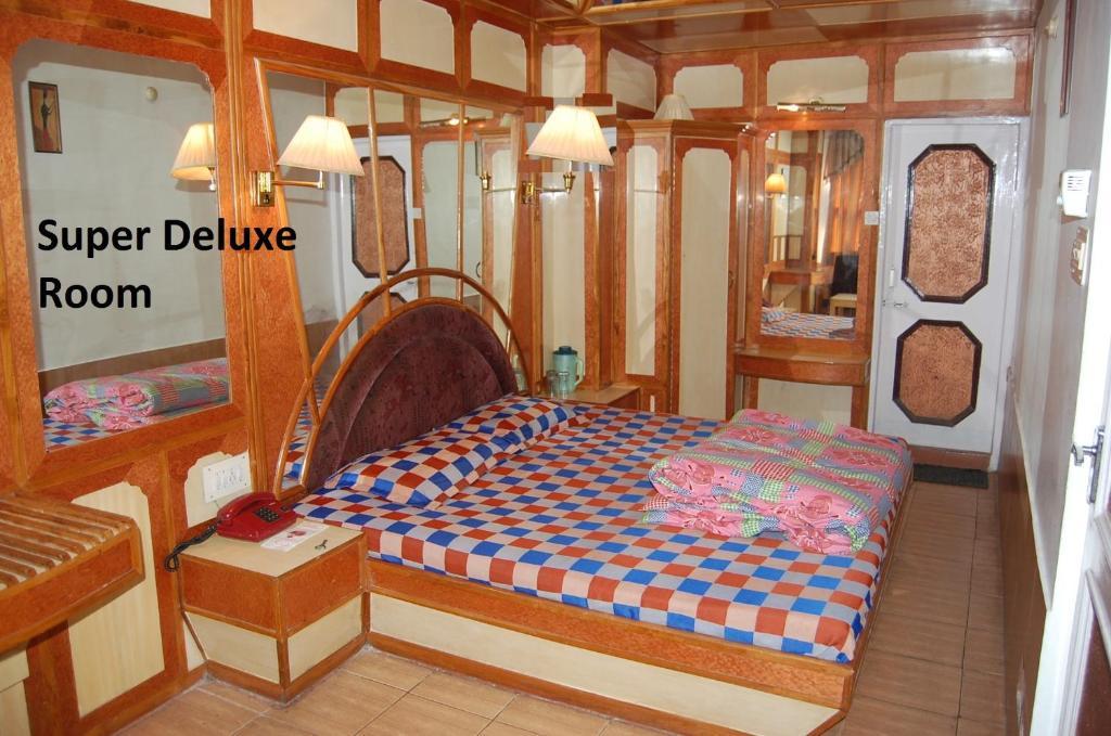 Hotel Gulmarg Regency Шимла Номер фото